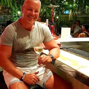 Meet your Posher, Elgin